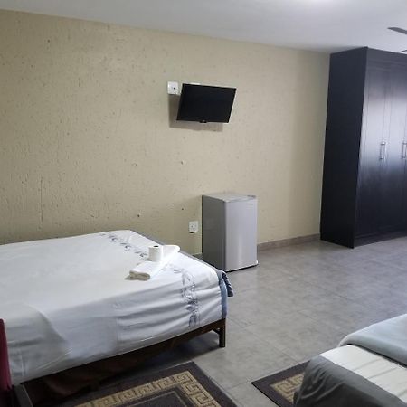 Chisam Guest Lodge Pty Ltd Johannesburg Kültér fotó